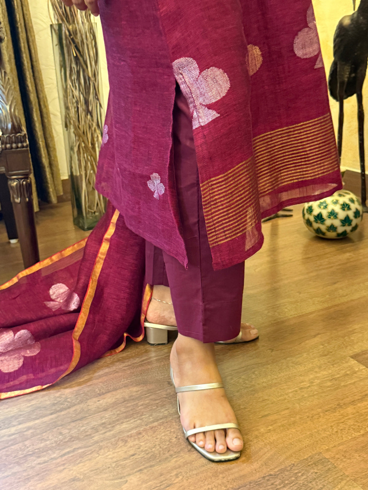 Nitya Maroon Jamdani Pan Patta Unstitched Fabric Set
