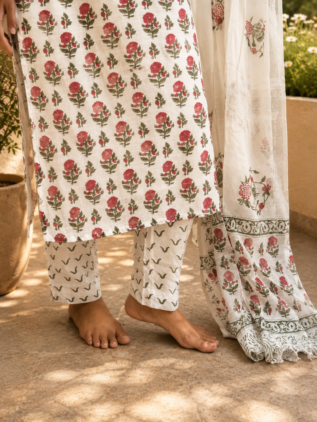 Indira Gulbahaar Cotton Linen Kurta Set