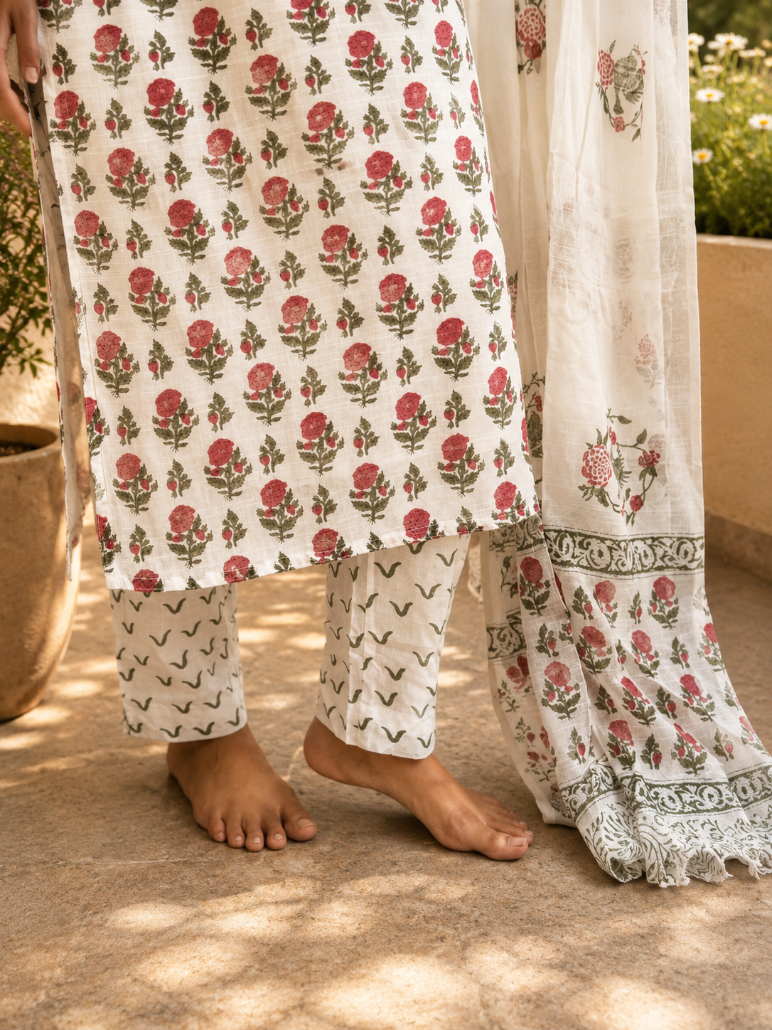 Indira Gulbahaar Cotton Linen Kurta Set
