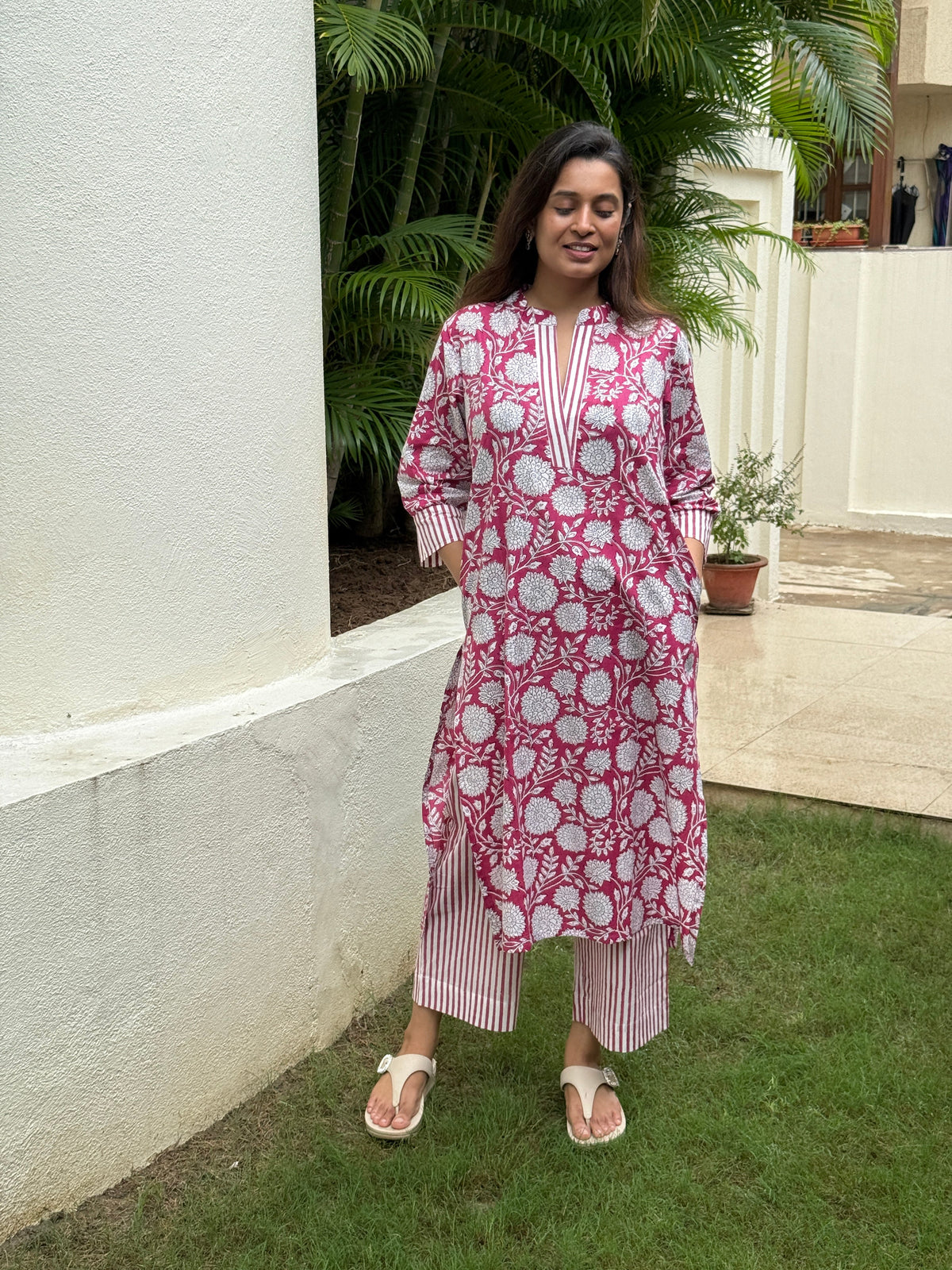 Gulnar Hand Block Printed Cotton Kurti Pant Set | Fuchsia Floral | KanthaIndia